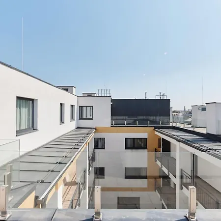 The Amberlyn Отель 4*