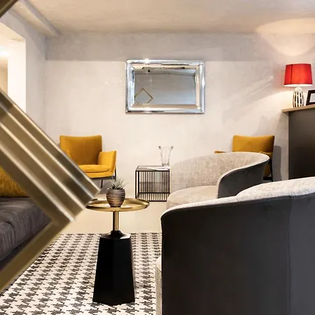 Hotel The Amberlyn Budapest