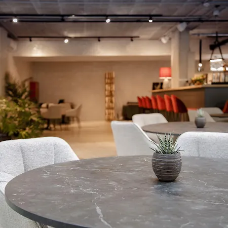 The Amberlyn Hotel Budapest