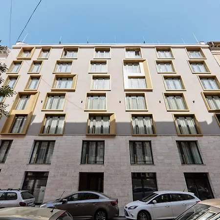 Hotel The Amberlyn Budapest