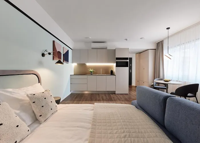 Hotel The Amberlyn 4*